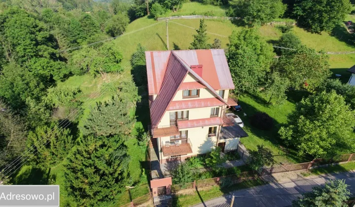 dom wolnostojący, 10 pokoi Chyszówki