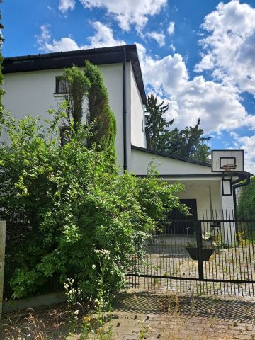 dom wolnostojący Jedlnia-Letnisko, ul. Żerańskiego. Zdjęcie 1