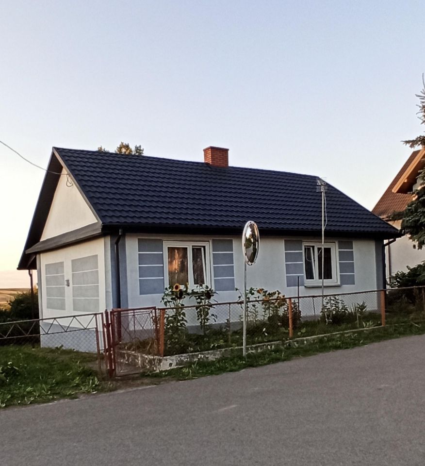 dom wolnostojący, 2 pokoje Bronisławka. Zdjęcie 3
