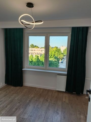 Mieszkanie 4-pokojowe Radom Gołębiów, ul. Powstańców Śląskich. Zdjęcie 1