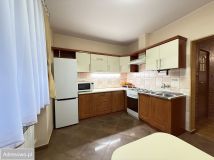 dom szeregowy, 5 pokoi Bełchatów, os. Dolnośląskie. Zdjęcie 3