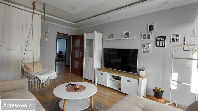 Bytom, ul. Strzelców Bytomskich Mieszkanie - 2 pokoje - 50 m² - 3 piętro