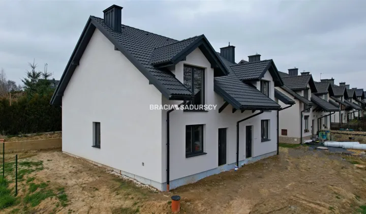 bliźniak, 5 pokoi Konary, ul. Dworska