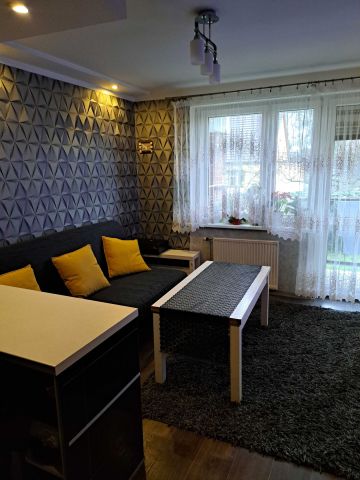 Mieszkanie 3-pokojowe Śrem. Zdjęcie 1