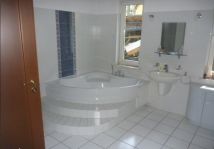 dom wolnostojący, 6 pokoi Gołuski, ul. Osiedle Leśne. Zdjęcie 4