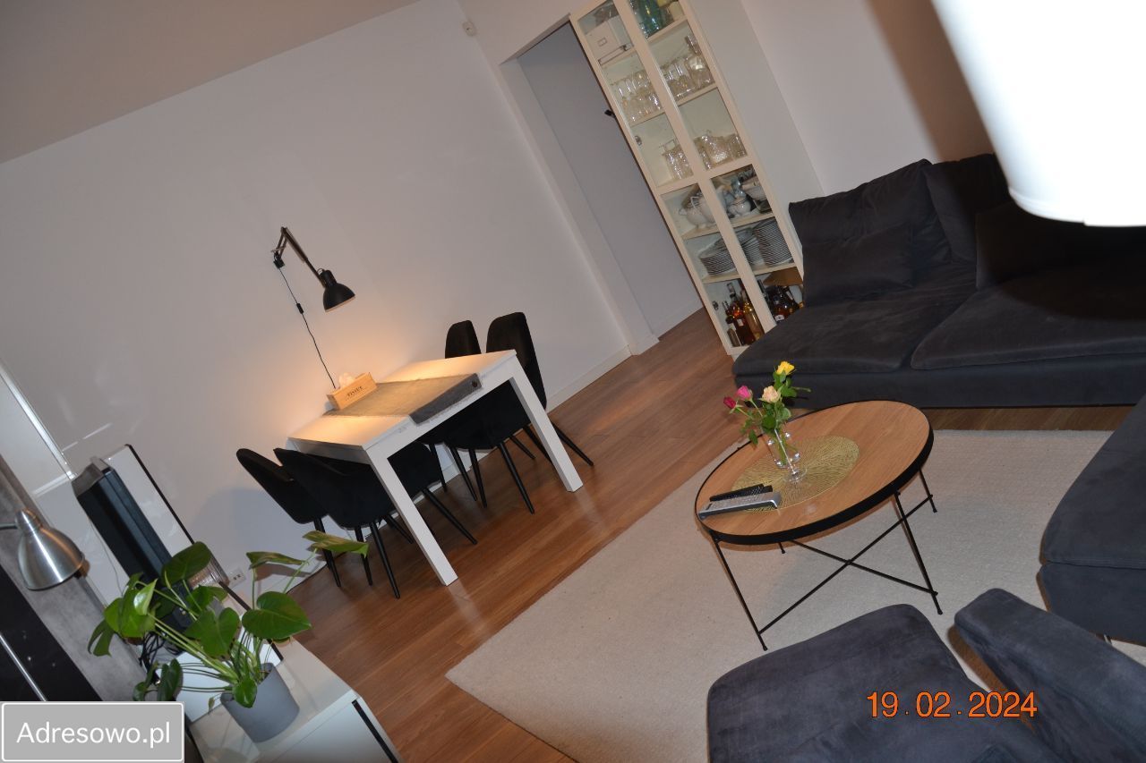 Mieszkanie 4-pokojowe Tarczyn, ul. mjr. Edwarda Ziółkowskiego. Zdjęcie 2