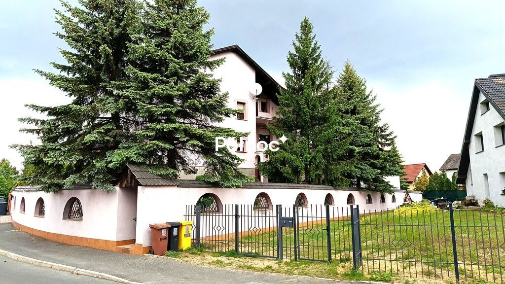 dom wolnostojący, 5 pokoi Bolesławiec, ul. Czerwonych Maków. Zdjęcie 1