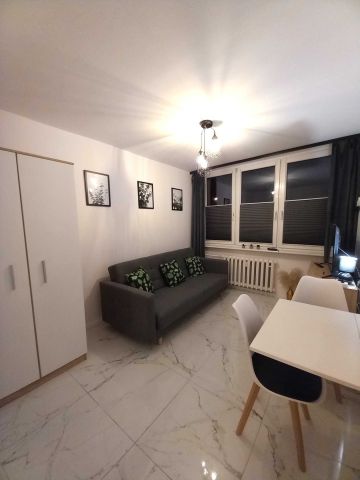 Mieszkanie 1-pokojowe Rybnik, ul. Wyzwolenia. Zdjęcie 1