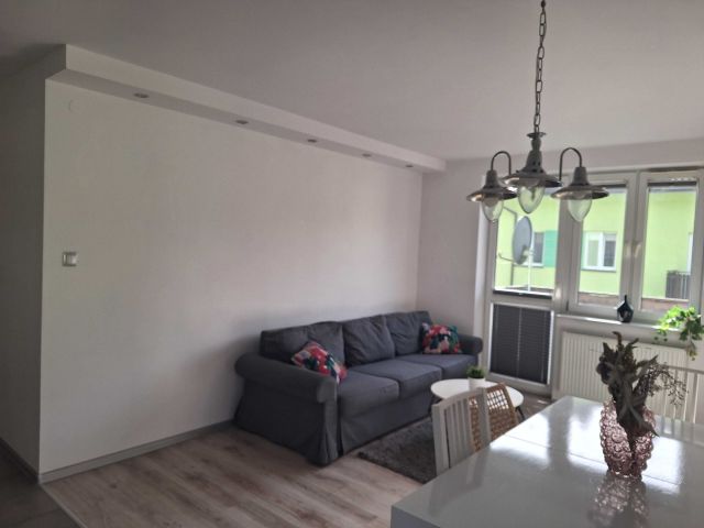 Mieszkanie 3-pokojowe Otwock. Zdjęcie 1