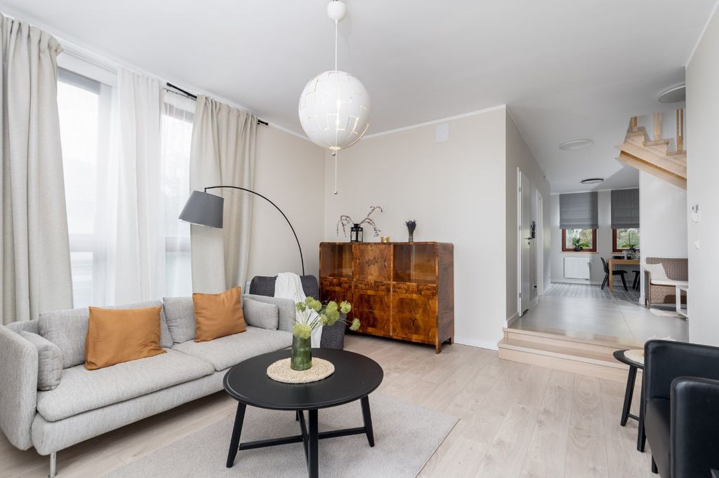 dom wolnostojący, 5 pokoi Masłomiąca, ul. Klonowa. Zdjęcie 9