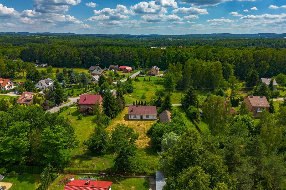 dom wolnostojący, 5 pokoi Ładna. Zdjęcie 3