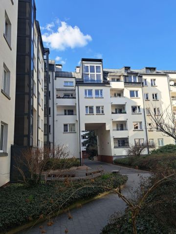 Mieszkanie 3-pokojowe Warszawa Śródmieście, ul. Hoża. Zdjęcie 4