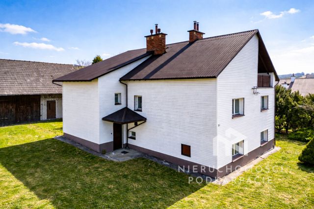 dom wolnostojący, 6 pokoi Borek Stary. Zdjęcie 1