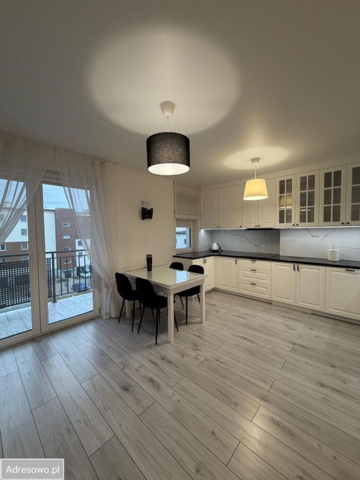 Mieszkanie 4-pokojowe Płock, ul. gen. Władysława Sikorskiego. Zdjęcie 11