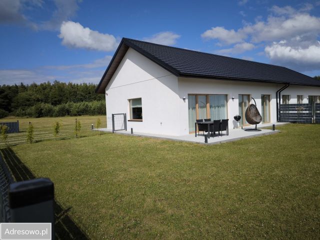 bliźniak, 4 pokoje Mieroszyno. Zdjęcie 1