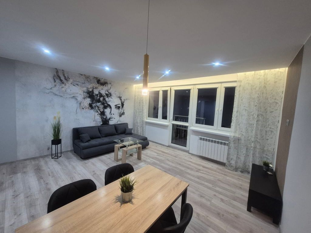 Mieszkanie 2-pokojowe Pabianice, ul. Wiejska. Zdjęcie 1