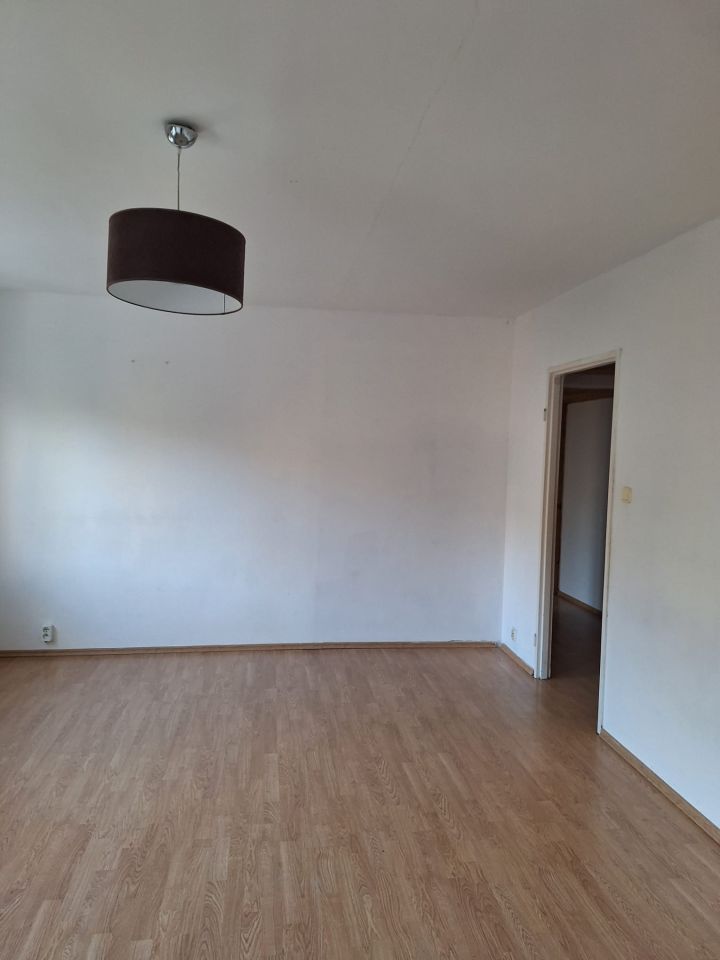 Mieszkanie 2-pokojowe Jelenia Góra Zabobrze, ul. Jana Kiepury. Zdjęcie 3