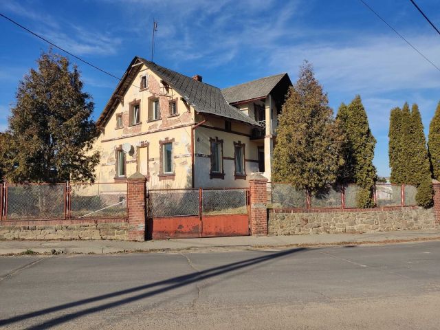 dom wolnostojący, 6 pokoi Zubrzyce, ul. Ciermięcicka. Zdjęcie 1