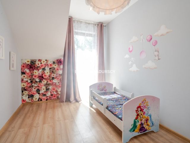 bliźniak, 5 pokoi Skawina, ul. mjr Jana Żychonia. Zdjęcie 29