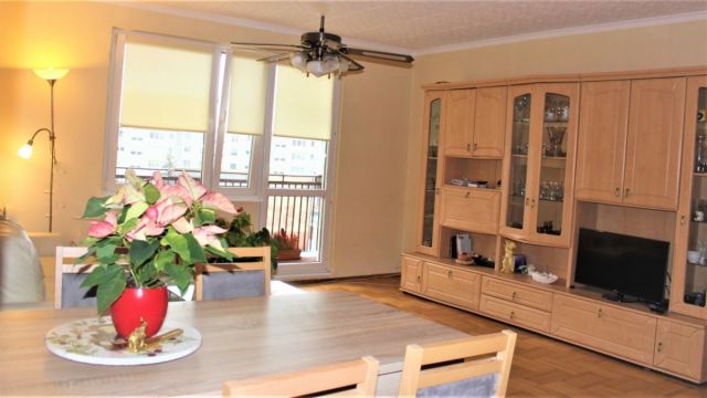 Mieszkanie 4-pokojowe Gdynia Dąbrowa, ul. Imbirowa. Zdjęcie 1