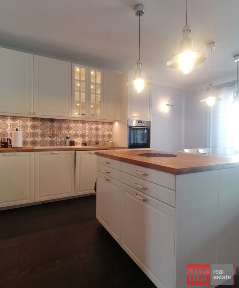 Mieszkanie 3-pokojowe Warszawa Wilanów, ul. Królewska. Zdjęcie 2