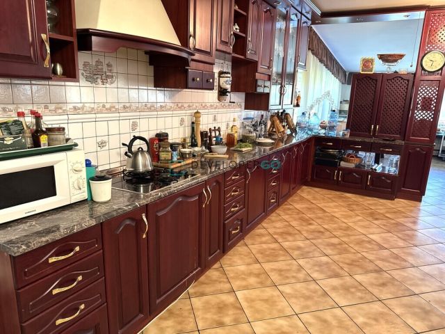 dom wolnostojący, 9 pokoi Wólka Poznańska. Zdjęcie 8