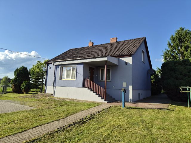 dom wolnostojący, 3 pokoje Lipka. Zdjęcie 1