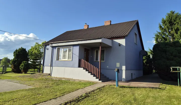 dom wolnostojący, 3 pokoje Lipka