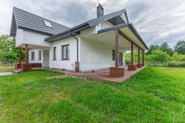 dom wolnostojący, 4 pokoje Budy Zaklasztorne. Zdjęcie 14