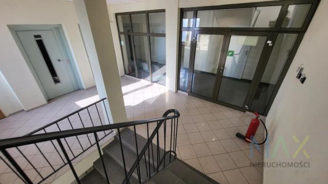 Biuro Kraków Podgórze, ul. płk. Stanisława Dąbka. Zdjęcie 3