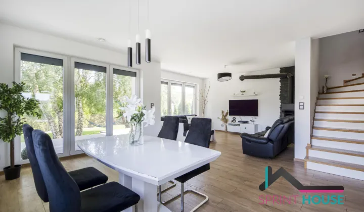 Mieszkanie 6-pokojowe Głosków, ul. Pustułki