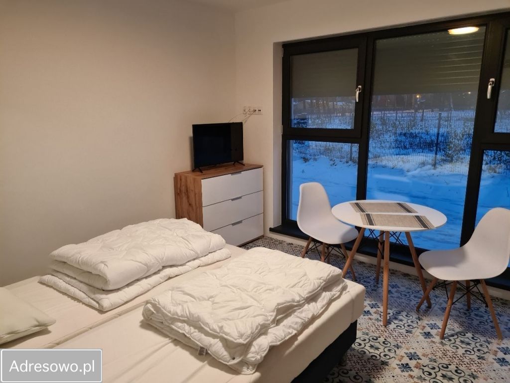 dom szeregowy, 8 pokoi Mrzeżyno. Zdjęcie 9