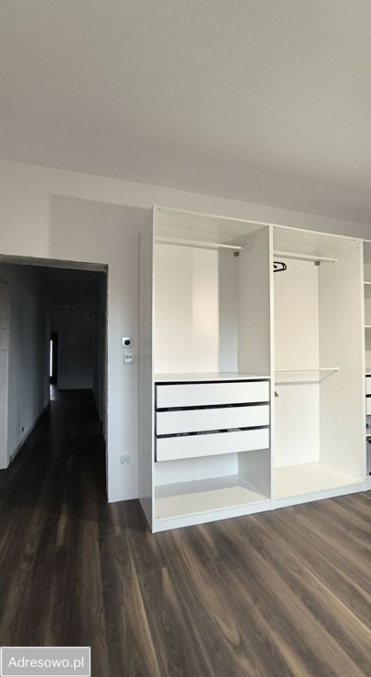 dom wolnostojący, 5 pokoi Jachranka. Zdjęcie 16