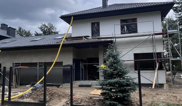 bliźniak, 6 pokoi Czarny Las, ul. Cisowa