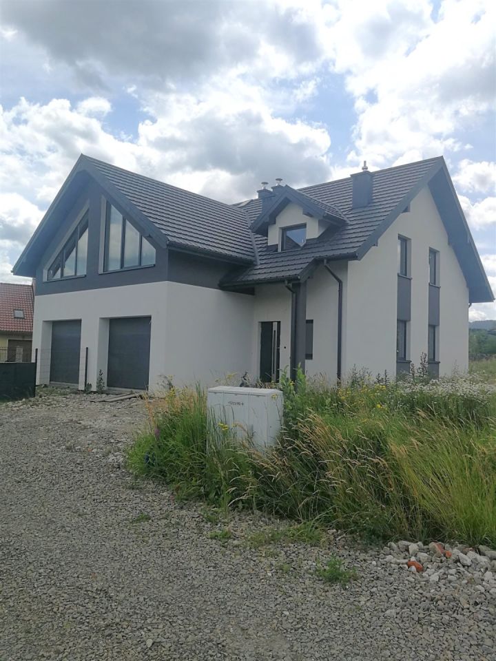 dom szeregowy, 4 pokoje Nowy Sącz Poręba Mała. Zdjęcie 2