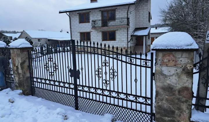 dom wolnostojący, 9 pokoi Zbójna, ul. Sadowa