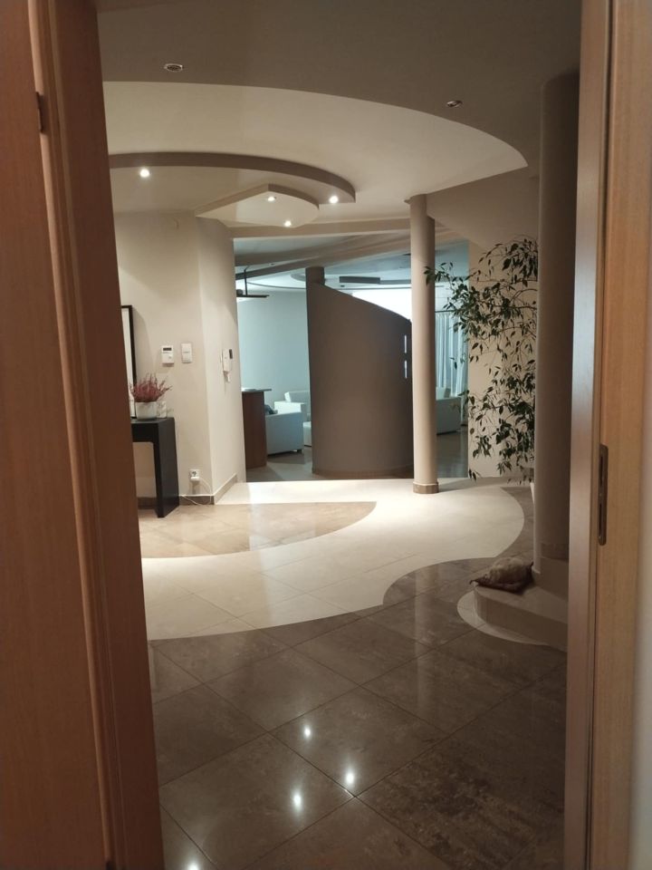 dom wolnostojący, 6 pokoi Mielec Smoczka, ul. Królowej Jadwigi. Zdjęcie 3