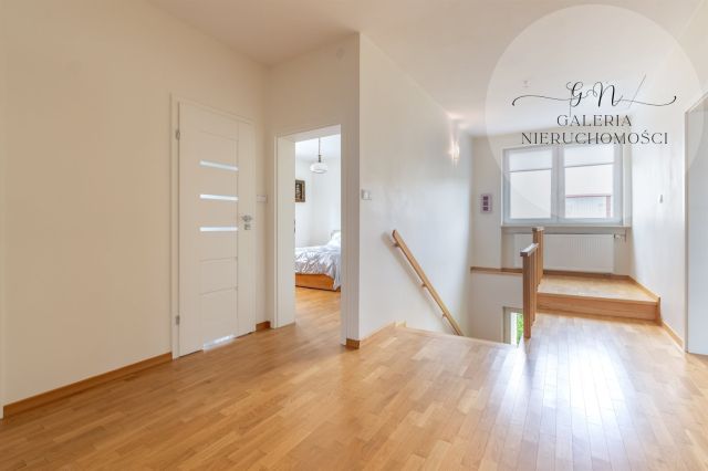 dom wolnostojący, 8 pokoi Słupy. Zdjęcie 16