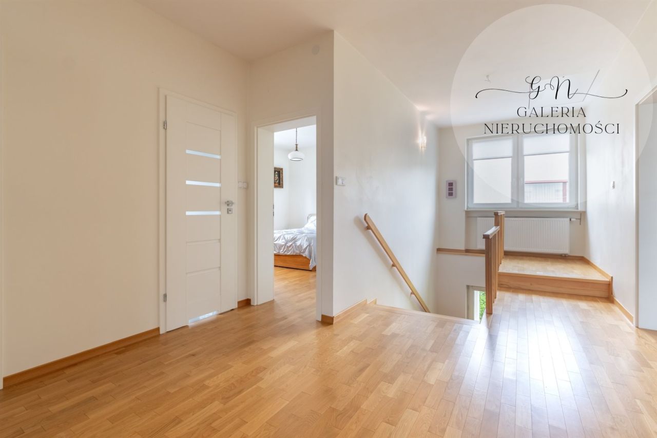 dom wolnostojący, 8 pokoi Słupy. Zdjęcie 16
