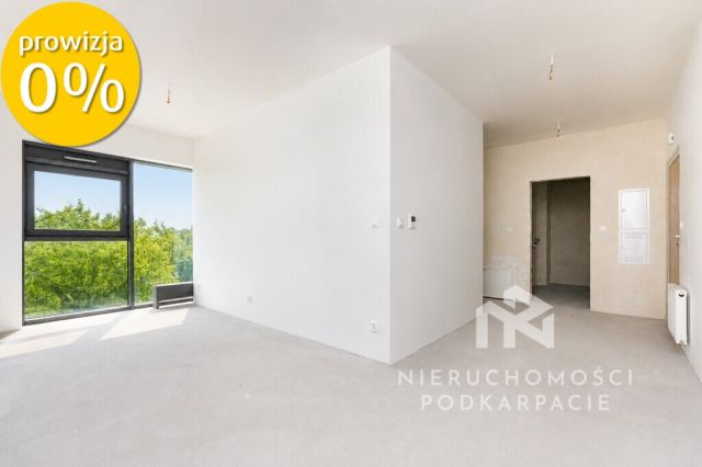 Mieszkanie 4-pokojowe Rzeszów, ul. Fryderyka Szopena. Zdjęcie 2
