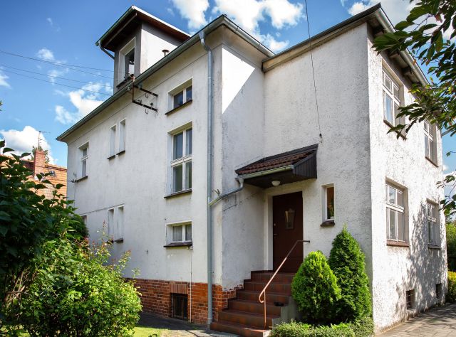 dom wolnostojący, 8 pokoi Wrocław Oporów, ul. Jana Ostroroga. Zdjęcie 1