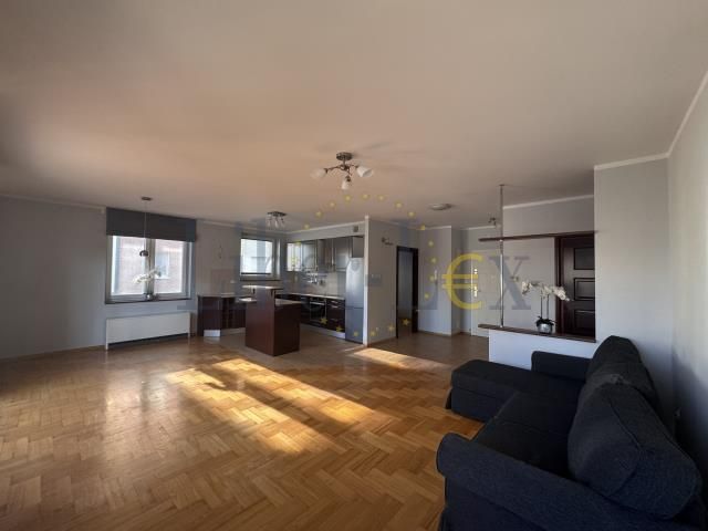 Mieszkanie 3-pokojowe Józefosław, ul. Alaski. Zdjęcie 3