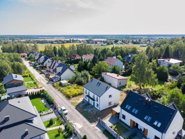 bliźniak, 5 pokoi Łódź Nowosolna, ul. Ananasowa. Zdjęcie 2