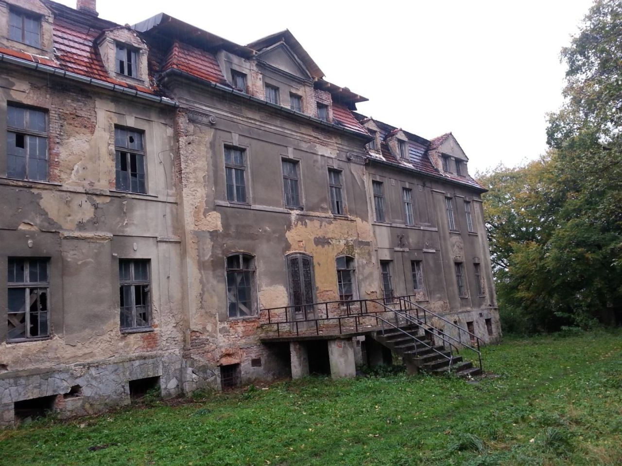 Nieruchomość komercyjna Trawniki. Zdjęcie 8