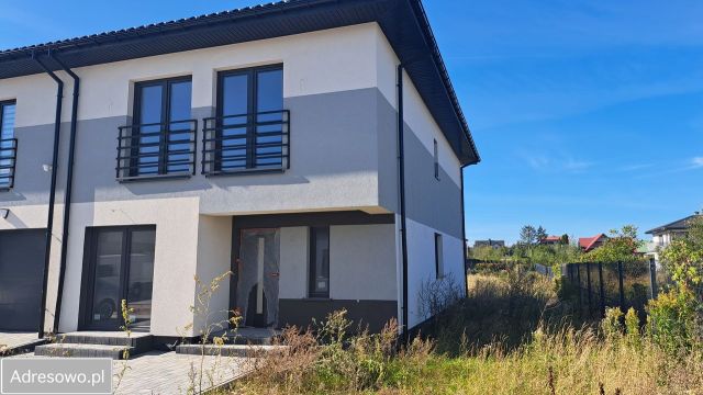 bliźniak, 6 pokoi Płock, ul. Graniczna. Zdjęcie 1