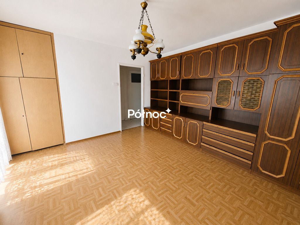 Mieszkanie 3-pokojowe Grodków, ul. Bolesława Chrobrego. Zdjęcie 2