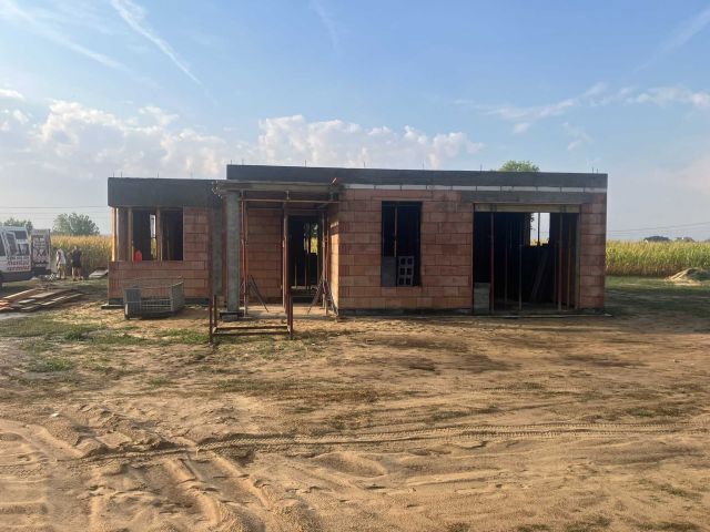 dom wolnostojący, 3 pokoje Krzywda. Zdjęcie 1