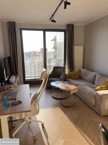 Mieszkanie 3-pokojowe Warszawa Czyste, ul. Marcina Kasprzaka. Zdjęcie 1