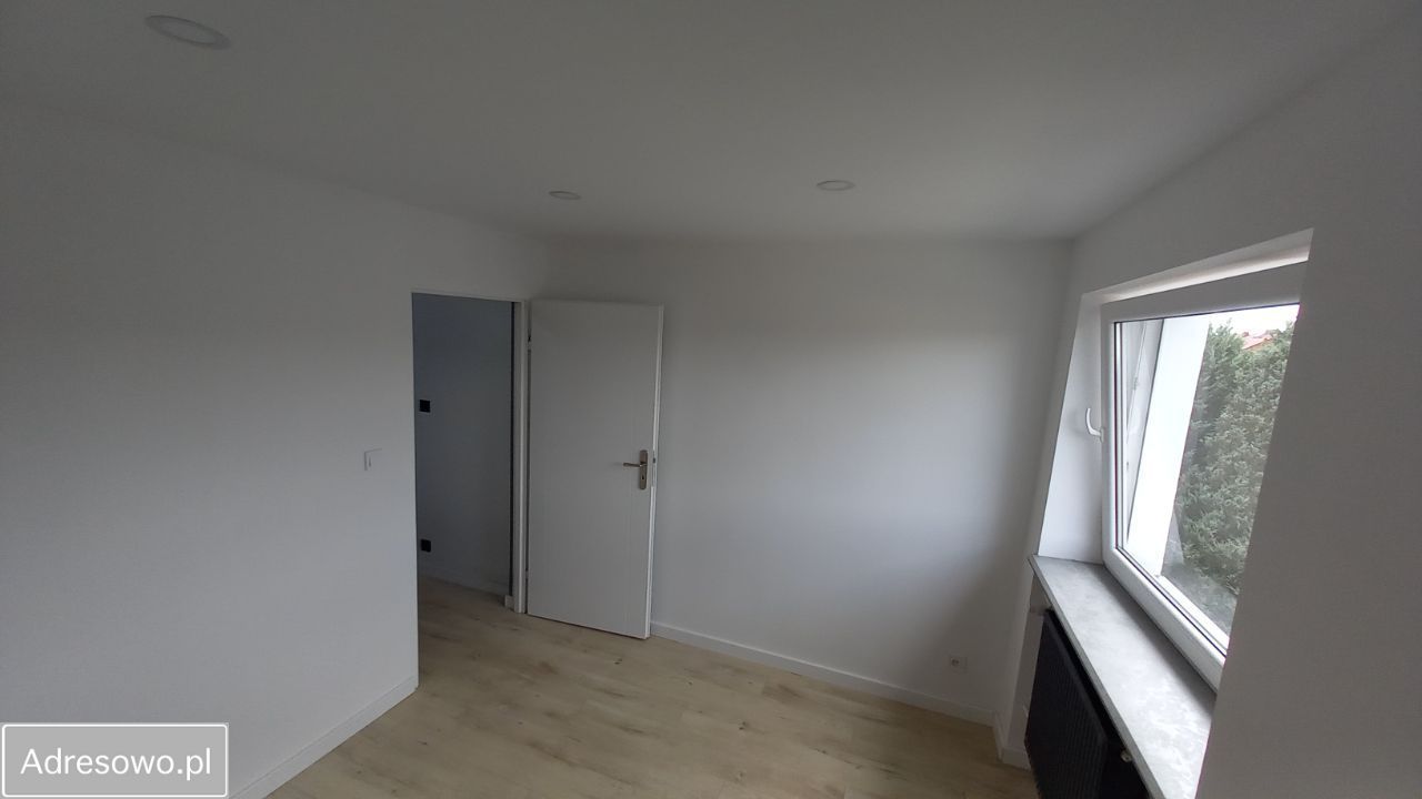 dom wolnostojący, 8 pokoi Bełchatów, ul. Malinowa. Zdjęcie 12