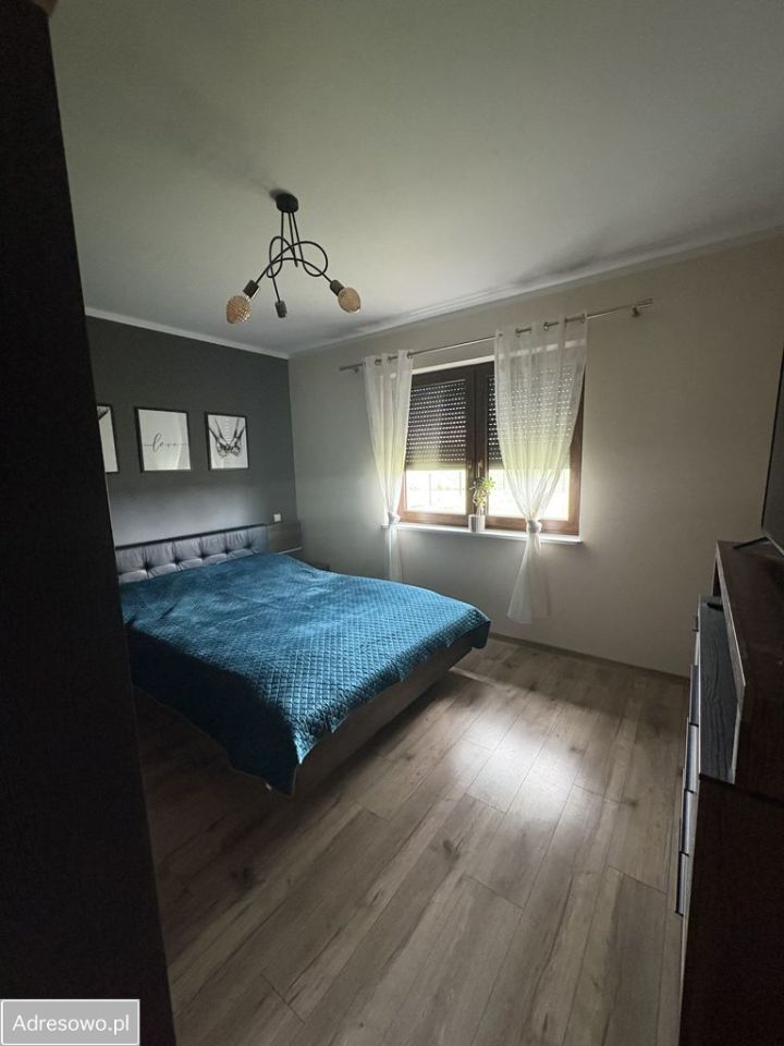 dom wolnostojący, 4 pokoje Obrowo, ul. Liliowa. Zdjęcie 13
